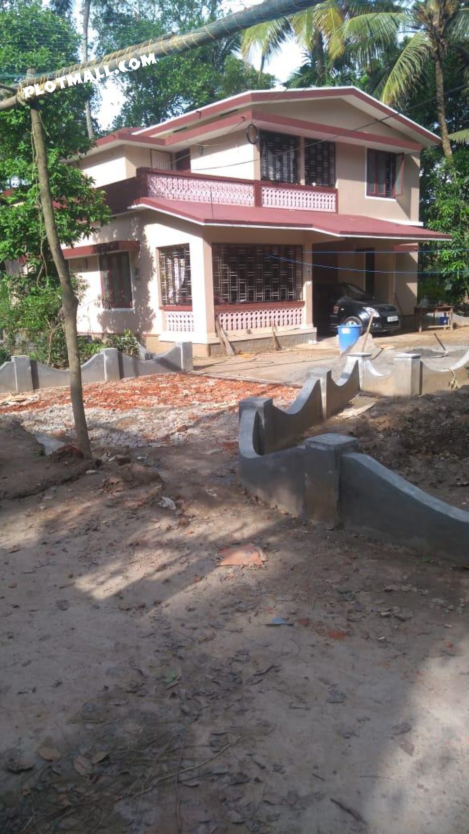 House / Villa For Sale