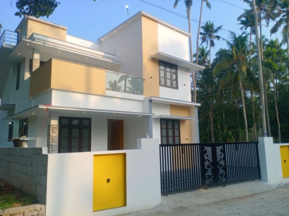 House / Villa For Sale