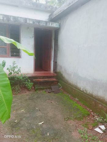 7 Cent House / Villa for Sale at Kollam Budget - 3300000 Total