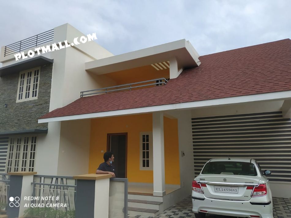 House / Villa For Sale