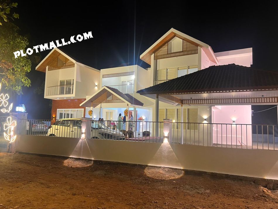 House / Villa For Sale