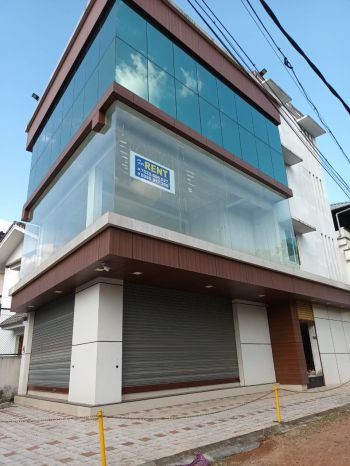 3000 Sq-ft Shop / Showroom for Rent at Vazhakkala Budget - 135000 Total